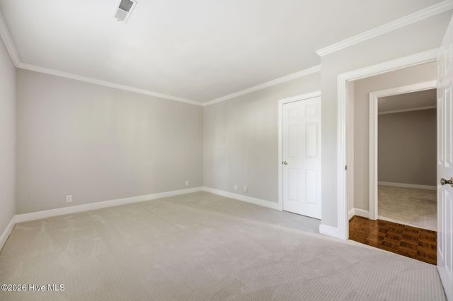 813 Greenbriar Road, Kinston, NC 28501