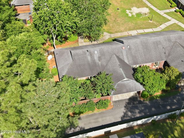 813 Greenbriar Road, Kinston, NC 28501