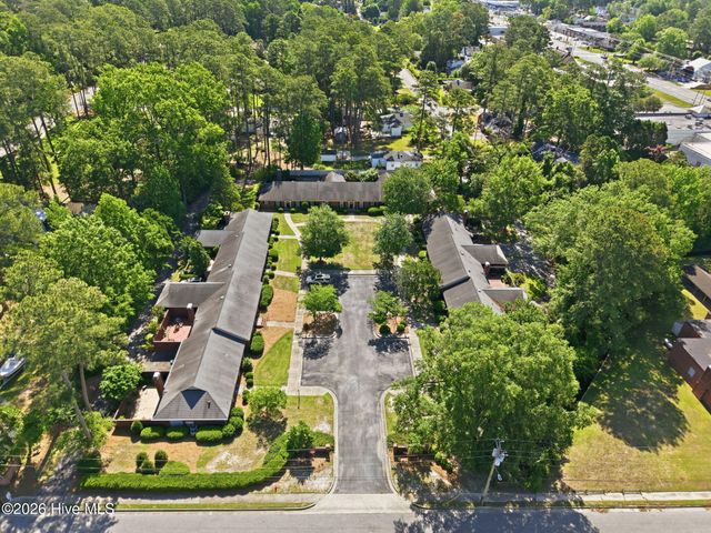 813 Greenbriar Road, Kinston, NC 28501