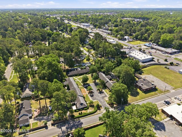 813 Greenbriar Road, Kinston, NC 28501