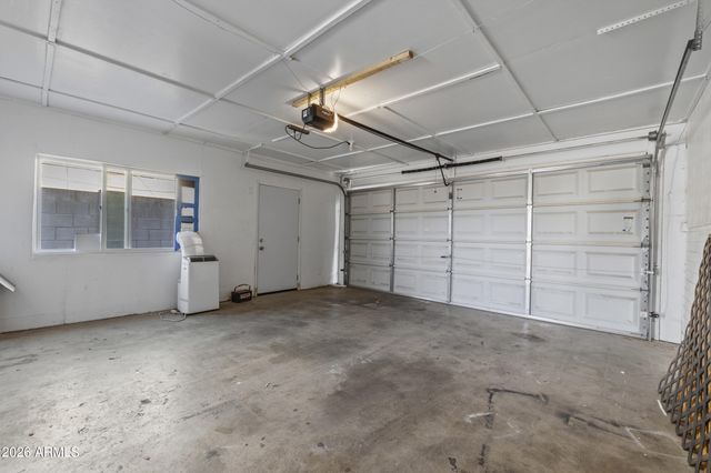 4450 E ALTA VISTA Road, Phoenix, AZ 85042