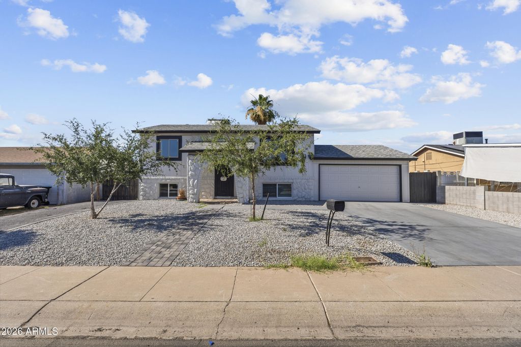 4450 E ALTA VISTA Road, Phoenix, AZ 85042
