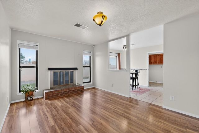 8228 Otero Avenue NE, Albuquerque, NM 87109