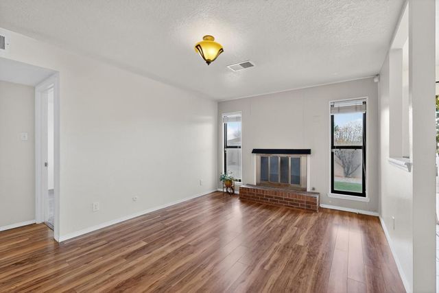 8228 Otero Avenue NE, Albuquerque, NM 87109