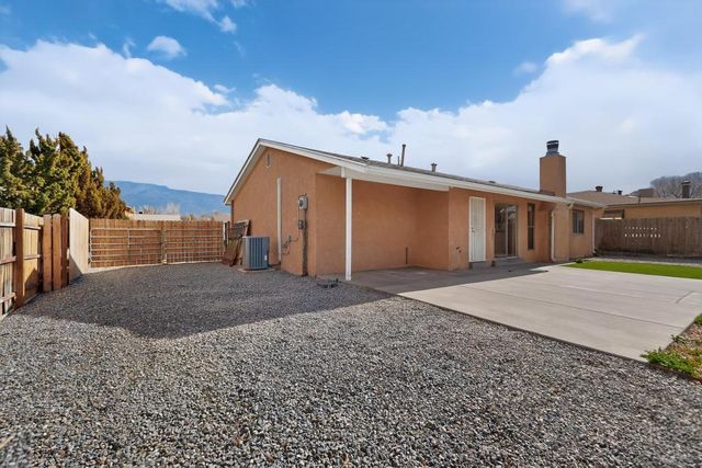 8228 Otero Avenue NE, Albuquerque, NM 87109