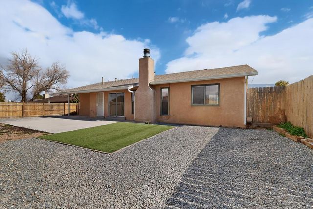 8228 Otero Avenue NE, Albuquerque, NM 87109