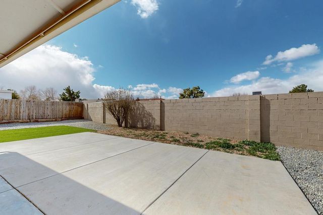 8228 Otero Avenue NE, Albuquerque, NM 87109