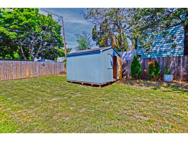 1175 Se 2ND St, Gresham, OR 97080