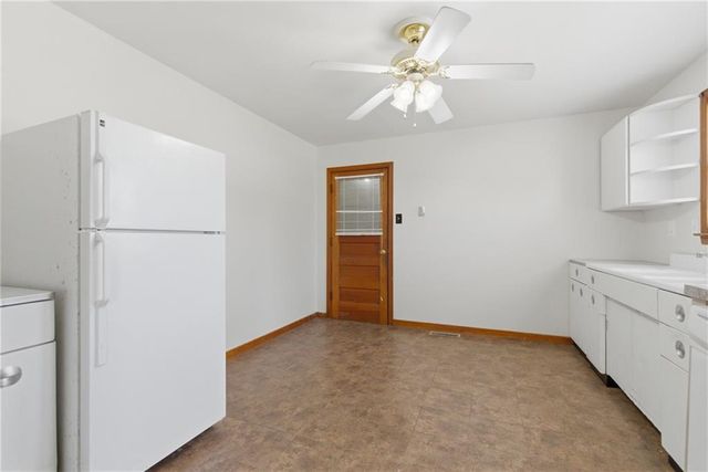 56 Santa Fe Street, Leavenworth, KS 66048