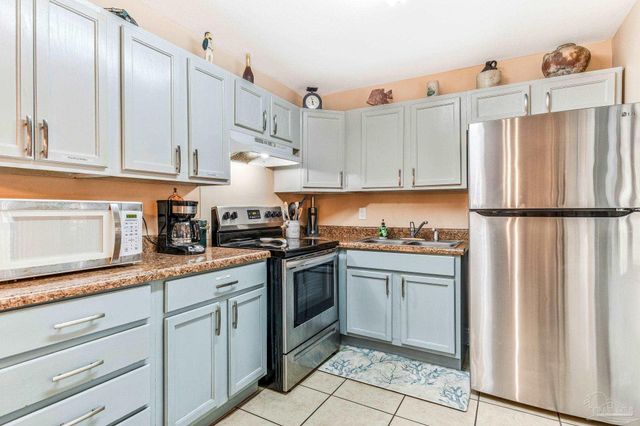 105 Rue Max St, Pensacola, FL 32507