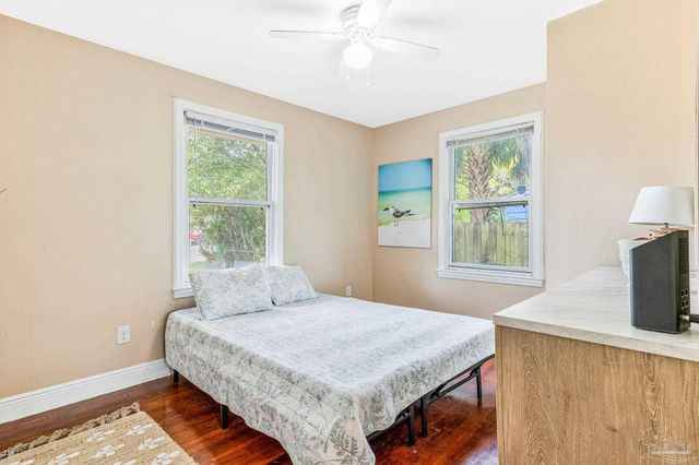 105 Rue Max St, Pensacola, FL 32507