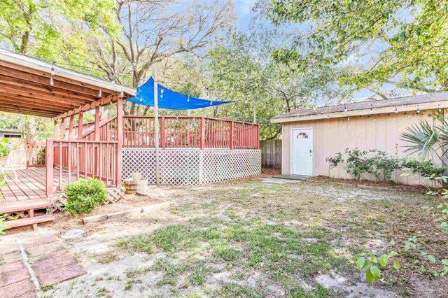 105 Rue Max St, Pensacola, FL 32507