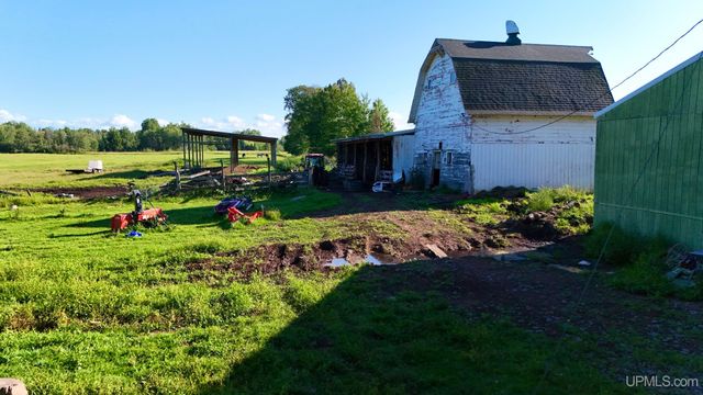 34770 Calumet Road, Ontonagon, MI 49953