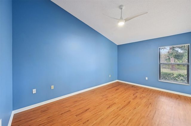 227 SOUTHAMPTON DRIVE 289, Venice, FL 34293