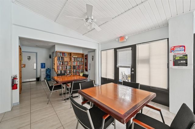 227 SOUTHAMPTON DRIVE 289, Venice, FL 34293