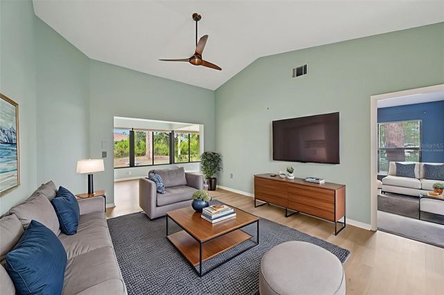 227 SOUTHAMPTON DRIVE 289, Venice, FL 34293