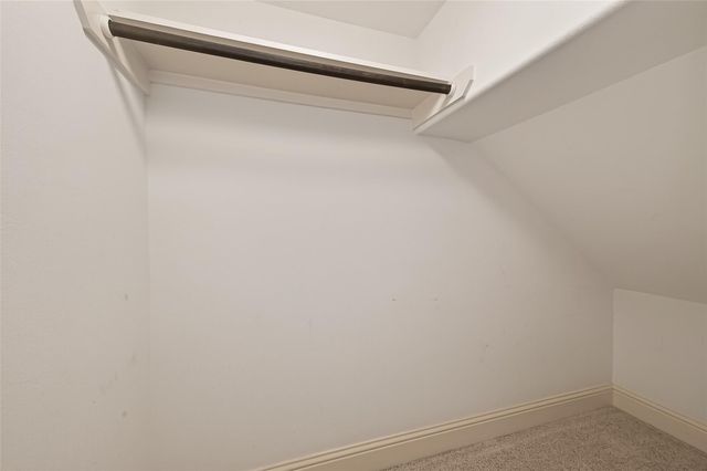 5708 Petty St B, Houston, TX 77008