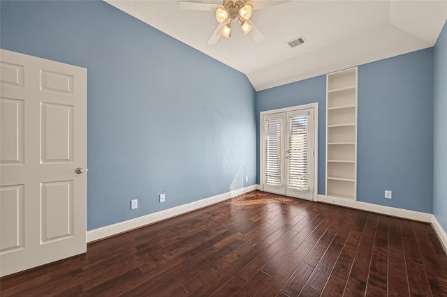 5708 Petty St B, Houston, TX 77008