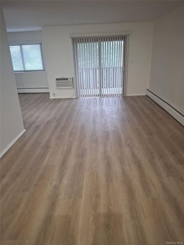 250 North Main Street F20, Spring Valley, NY 10977