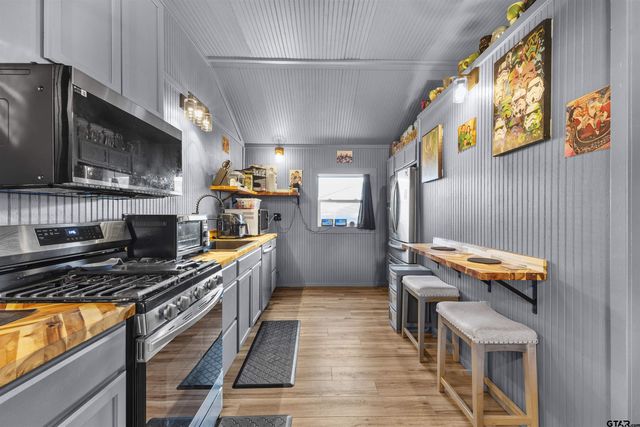 7793 US-80, Hawkins, TX 75765