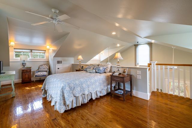 3100 Trails End Lane, Brenham, TX 77833