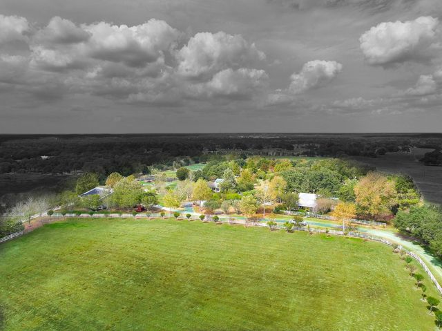 3100 Trails End Lane, Brenham, TX 77833