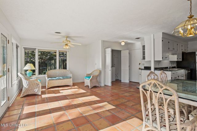 5347 Reddoch Drive, Jackson, MS 39211