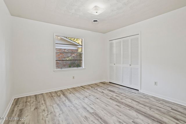 5347 Reddoch Drive, Jackson, MS 39211