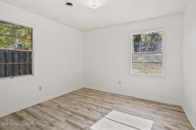 5347 Reddoch Drive, Jackson, MS 39211