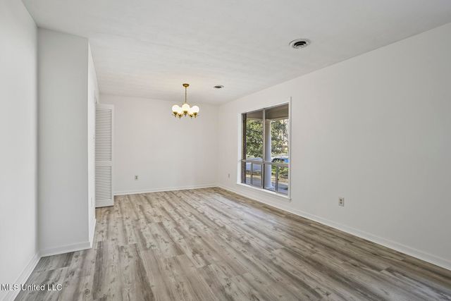 5347 Reddoch Drive, Jackson, MS 39211