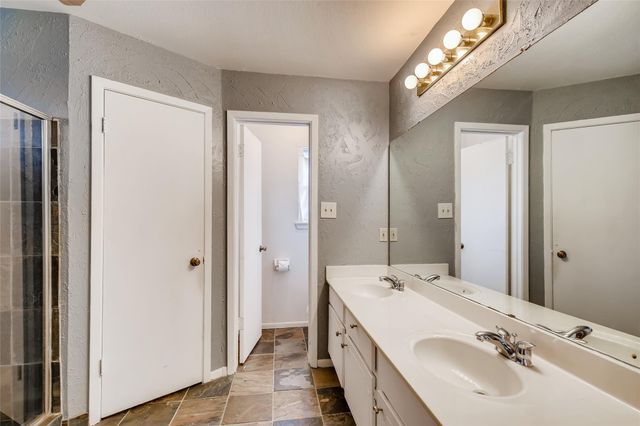 946 Mesa Terrace Drive, Katy, TX 77450