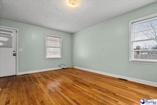 508 N Warren St, Timmonsville, SC 29161