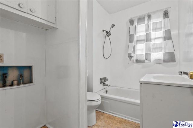 508 N Warren St, Timmonsville, SC 29161