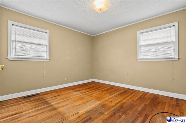 508 N Warren St, Timmonsville, SC 29161