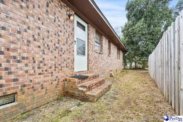 508 N Warren St, Timmonsville, SC 29161