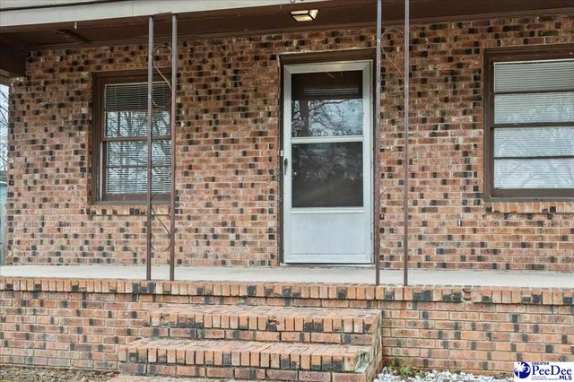 508 N Warren St, Timmonsville, SC 29161