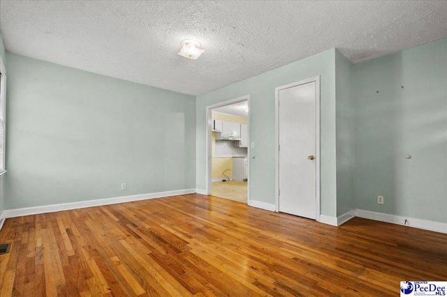 508 N Warren St, Timmonsville, SC 29161