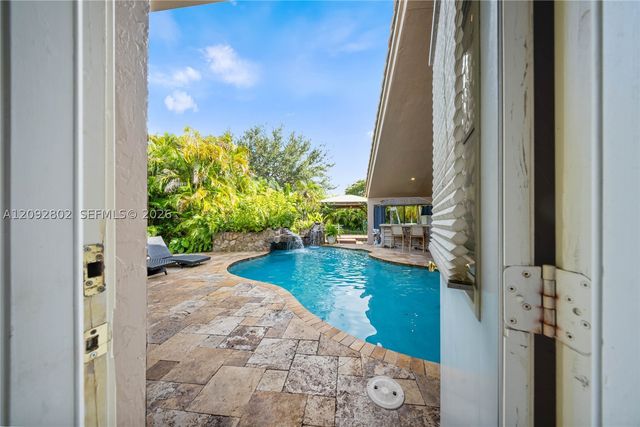 4961 NW 102nd Dr, Coral Springs, FL 33076