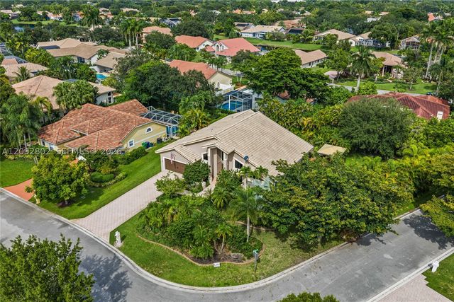4961 NW 102nd Dr, Coral Springs, FL 33076