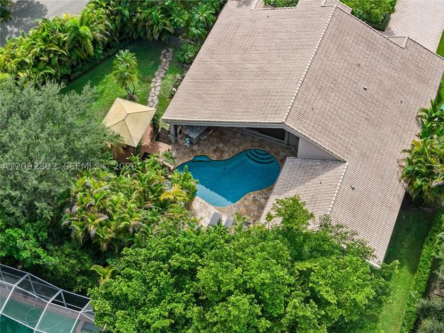 4961 NW 102nd Dr, Coral Springs, FL 33076