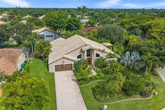 4961 NW 102nd Dr, Coral Springs, FL 33076