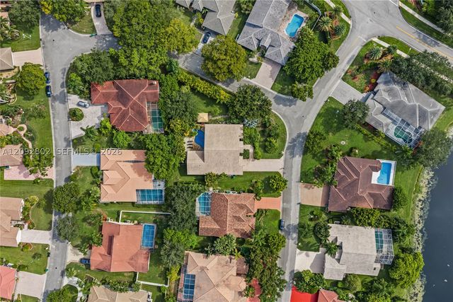 4961 NW 102nd Dr, Coral Springs, FL 33076
