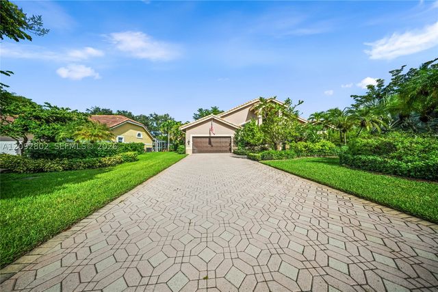 4961 NW 102nd Dr, Coral Springs, FL 33076