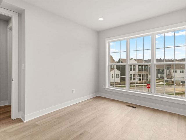 4026 Cottage Way, South Fayette, PA 15017