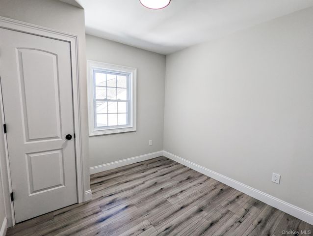 13 Woodland Lane, Huntington, NY 11743