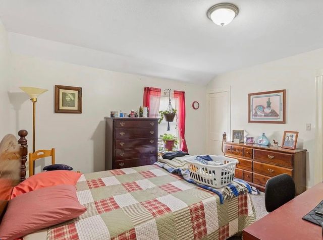 227 Laval Street, Manchester, NH 03102