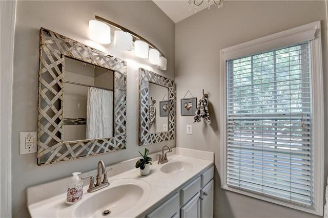 1087 Scales Road, Suwanee, GA 30024