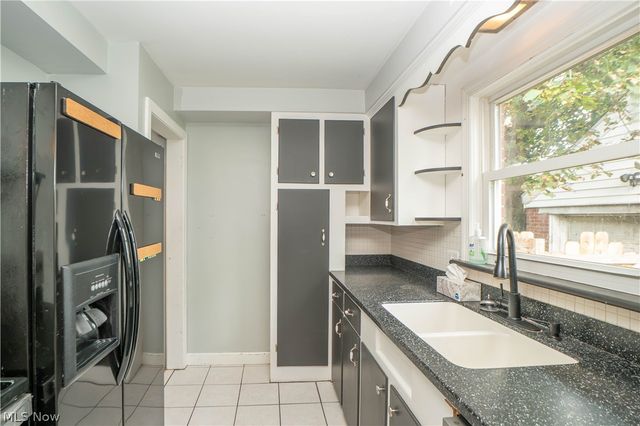 1209 Spangler Road NE, Canton, OH 44714