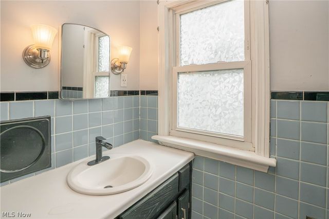 1209 Spangler Road NE, Canton, OH 44714