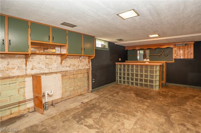 1209 Spangler Road NE, Canton, OH 44714